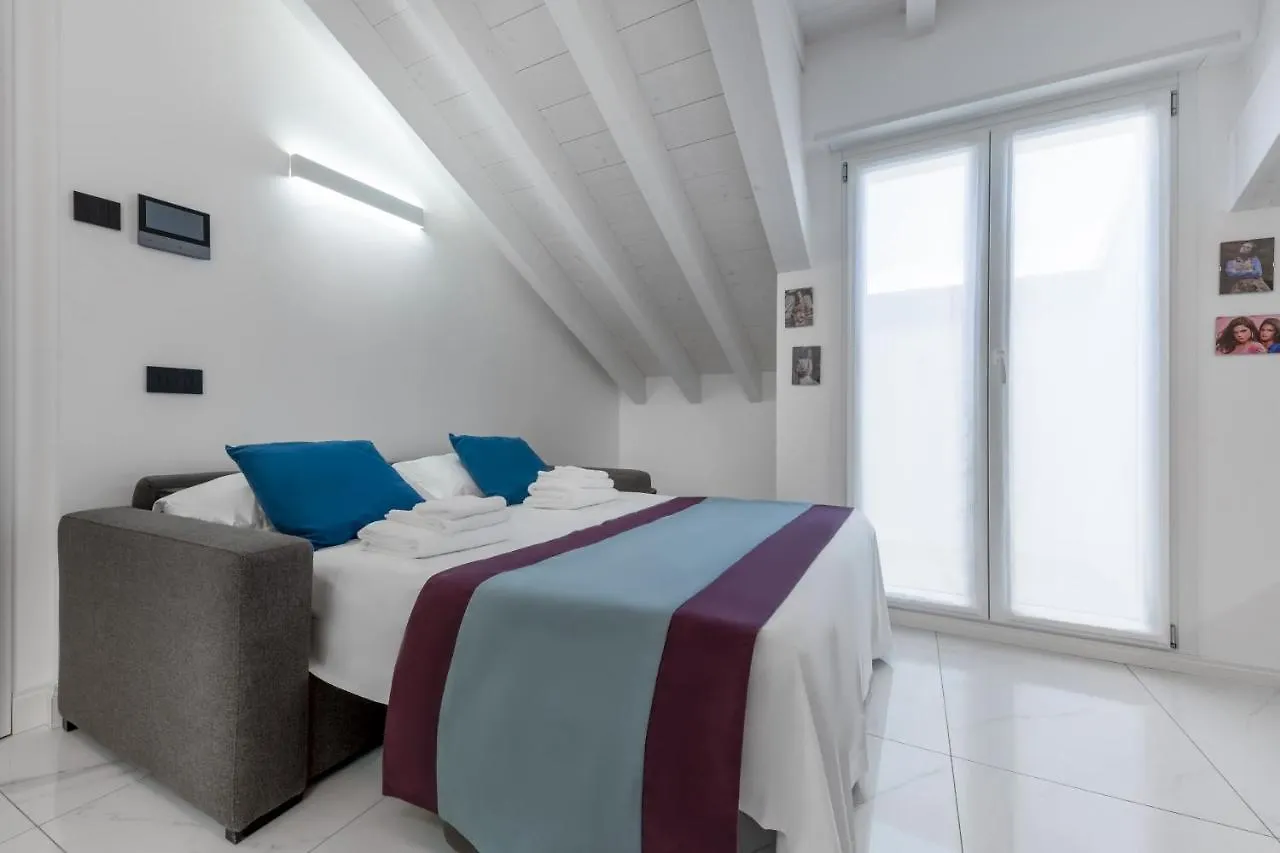 Casa Da Suite Futura Mediolan 0*,  Włochy